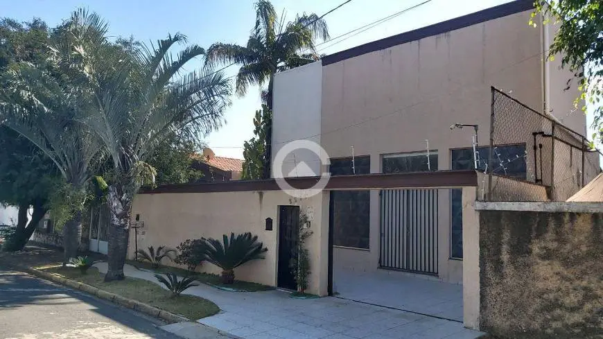 Foto 1 de Casa com 2 Quartos para venda ou aluguel, 253m² em Vila Anhangüera, Campinas