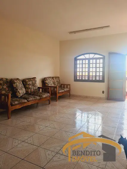 Foto 1 de Casa com 3 Quartos para alugar, 200m² em Quitaúna, Osasco