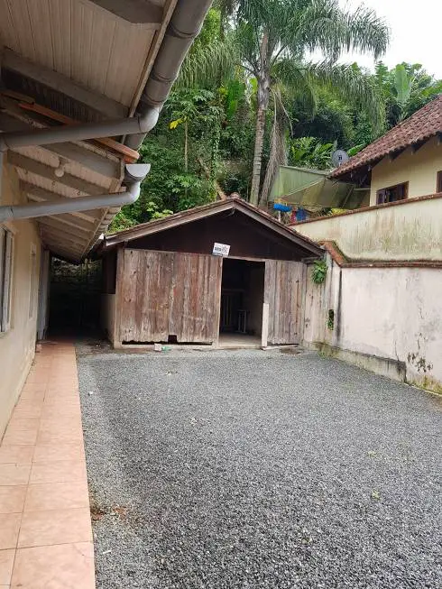 Foto 4 de Casa com 3 Quartos para alugar, 90m² em São Marcos, Joinville