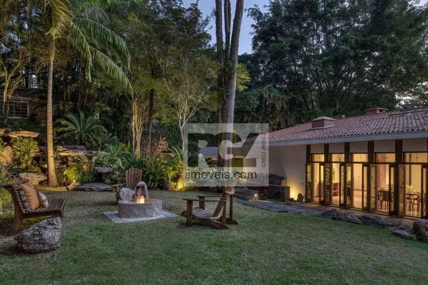 Foto 1 de Casa com 4 Quartos à venda, 1300m² em Chácara Flora, São Paulo