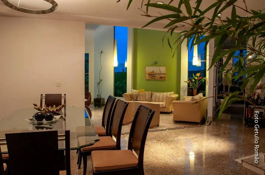 Foto 4 de Casa com 4 Quartos para alugar, 560m² em Park Way , Brasília