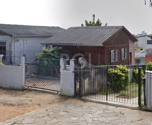 Foto 2 de Casa com 4 Quartos à venda, 100m² em Tristeza, Porto Alegre