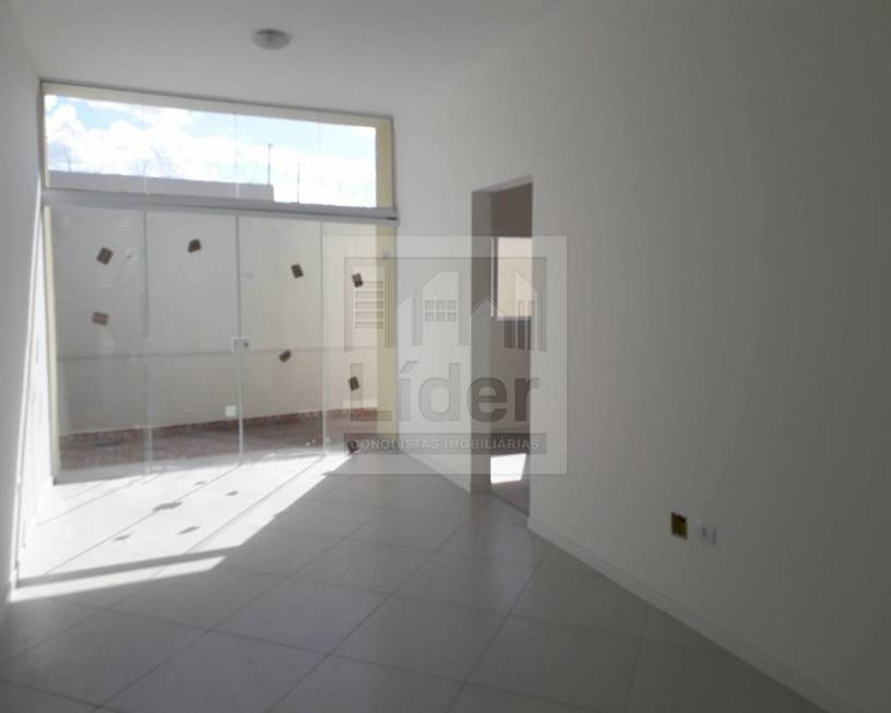 Foto 3 de Casa de Condomínio com 3 Quartos à venda, 67m² em Centro, Caçapava