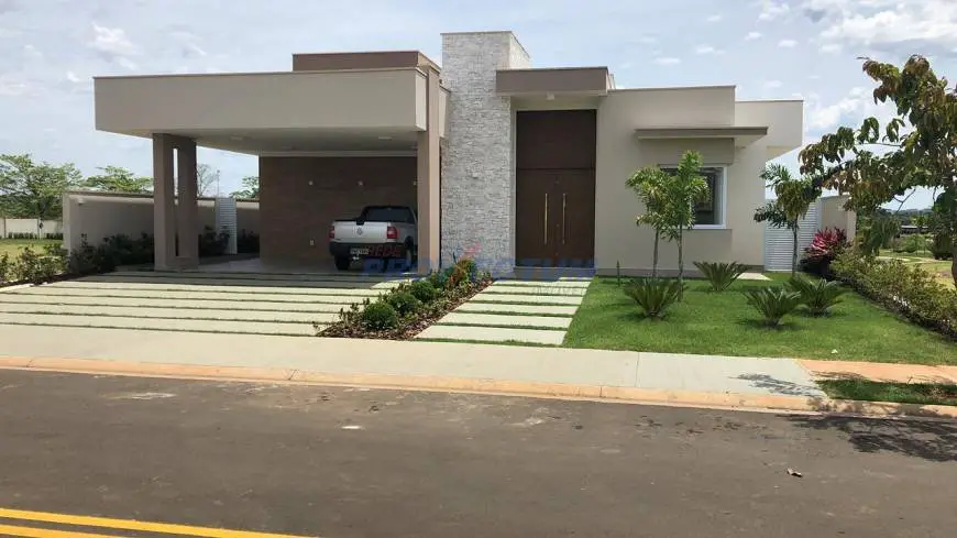 Foto 1 de Casa de Condomínio com 3 Quartos à venda, 233m² em , Monte Alegre do Sul