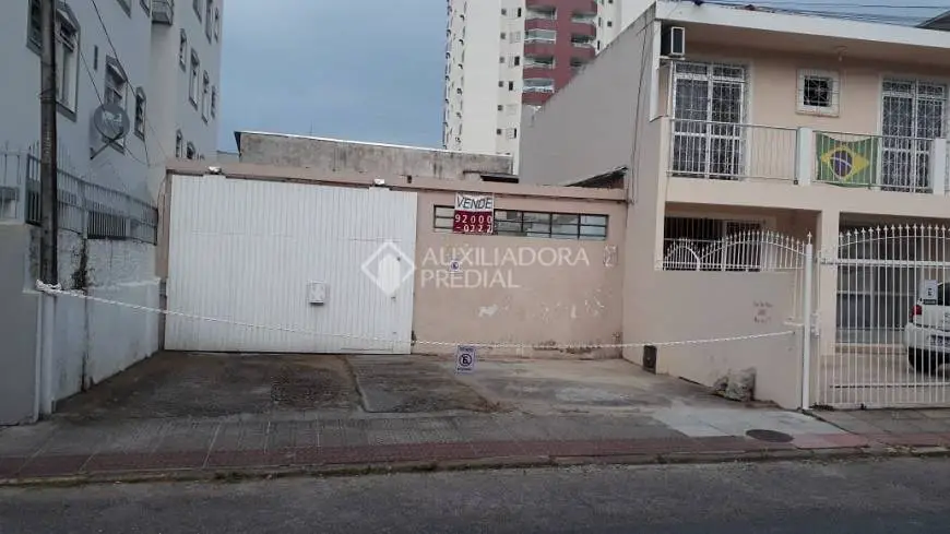 Foto 1 de Lote/Terreno à venda, 216m² em Canto, Florianópolis