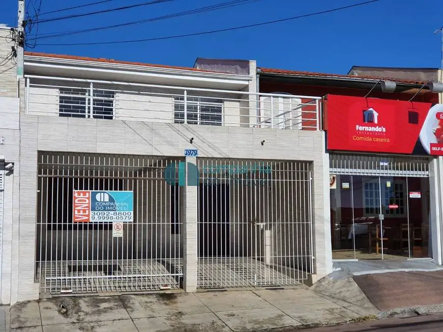 Foto 2 de Sobrado com 3 Quartos à venda, 130m² em Fanny, Curitiba