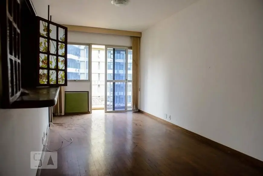 Foto 1 de Apartamento com 1 Quarto para alugar, 58m² em Botafogo, Rio de Janeiro