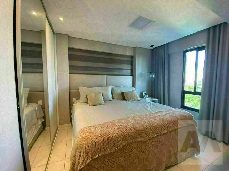 Foto 1 de Apartamento com 3 Quartos à venda, 140m² em Garibaldi, Salvador
