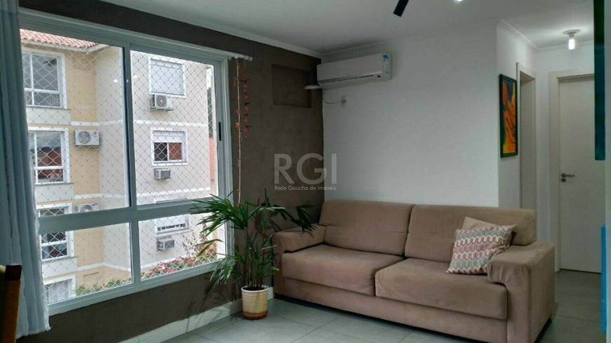 Foto 1 de Apartamento com 3 Quartos à venda, 52m² em Hípica, Porto Alegre