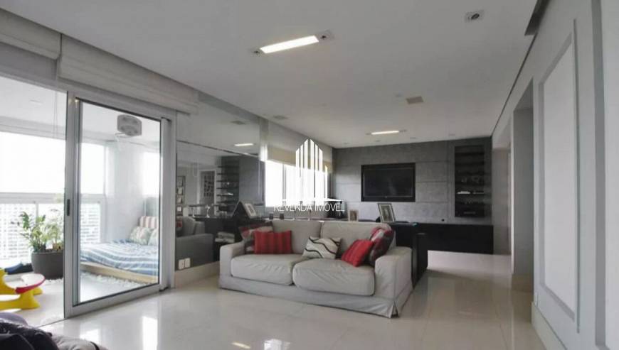 Foto 1 de Apartamento com 3 Quartos à venda, 200m² em Morumbi, São Paulo