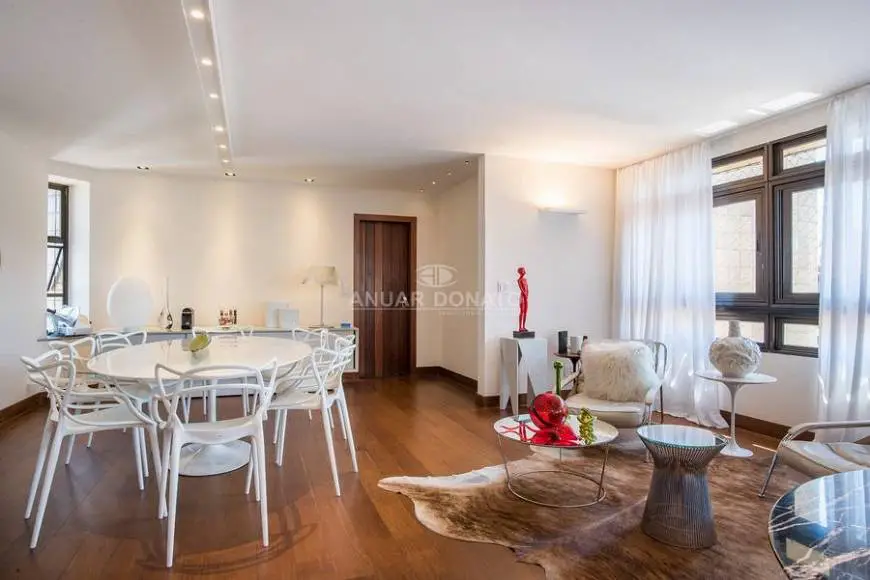 Foto 4 de Apartamento com 3 Quartos à venda, 219m² em Sion, Belo Horizonte