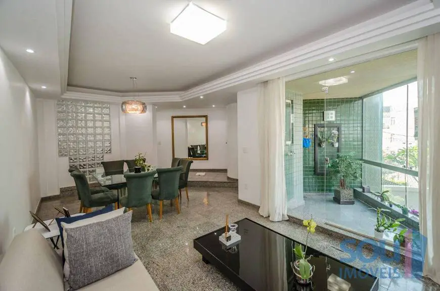 Foto 1 de Apartamento com 4 Quartos à venda, 184m² em Ouro Preto, Belo Horizonte