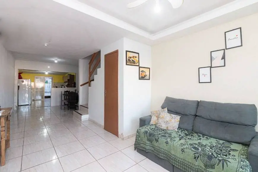 Foto 4 de Casa com 2 Quartos à venda, 85m² em Jardim Algarve, Alvorada