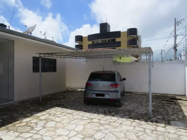 Foto 2 de Casa com 3 Quartos à venda, 175m² em Jardim Cidade Universitária, João Pessoa