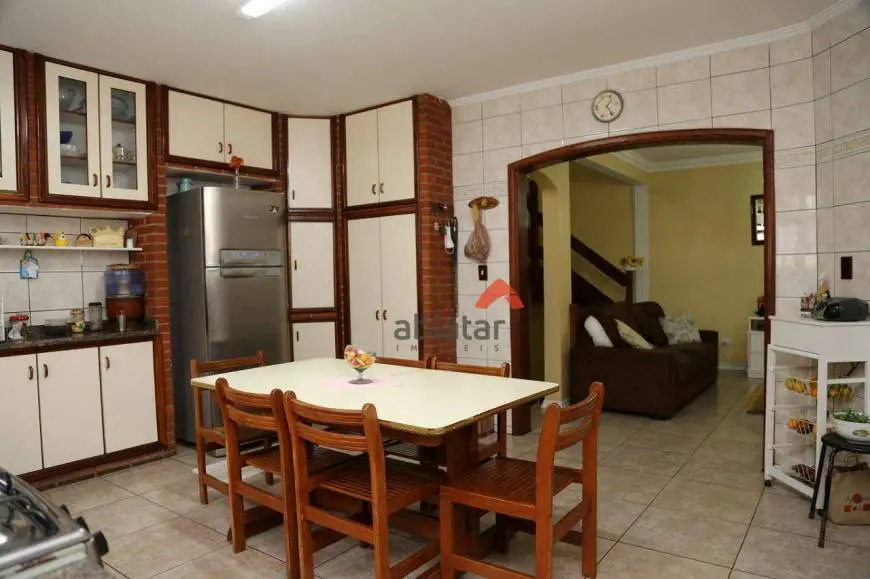 Foto 2 de Casa com 4 Quartos à venda, 355m² em Cidade Intercap, Taboão da Serra