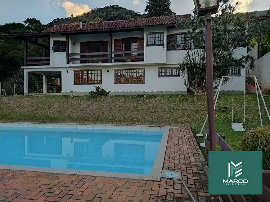 Foto 1 de Casa com 4 Quartos à venda, 550m² em Iúcas, Teresópolis