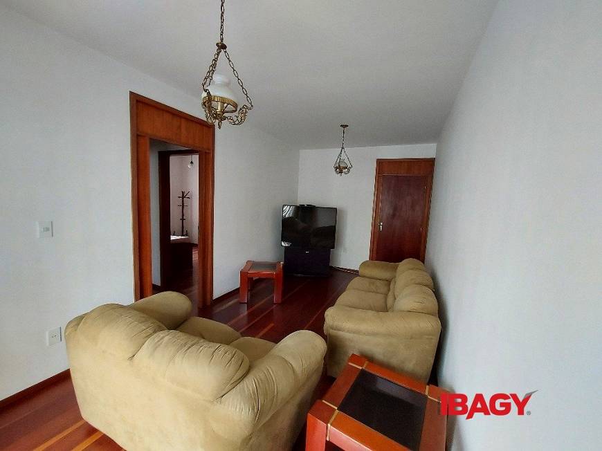 Foto 3 de Apartamento com 2 Quartos para alugar, 60m² em Kobrasol, São José