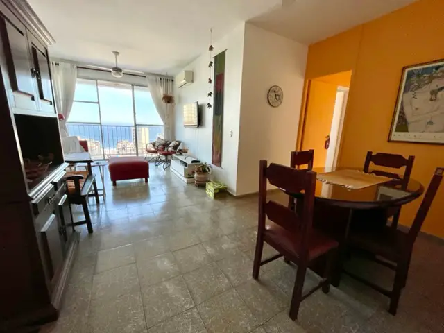 Foto 2 de Apartamento com 2 Quartos para alugar, 80m² em Leme, Rio de Janeiro