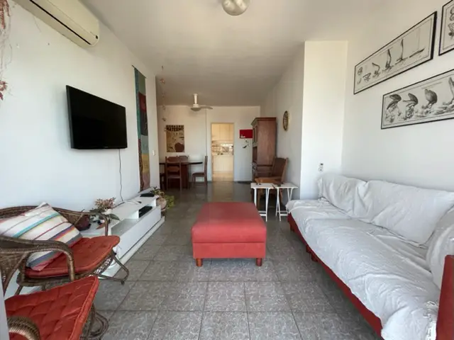 Foto 5 de Apartamento com 2 Quartos para alugar, 80m² em Leme, Rio de Janeiro