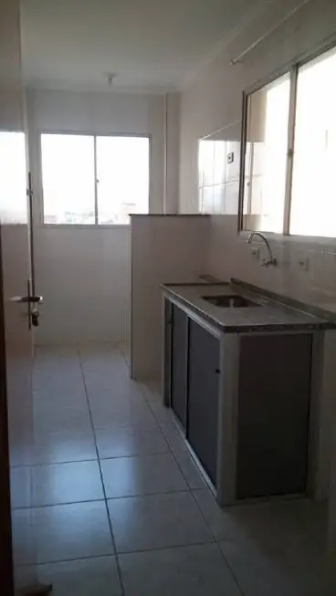 Foto 1 de Apartamento com 2 Quartos à venda, 10m² em Parque Sao Benedito, Pindamonhangaba