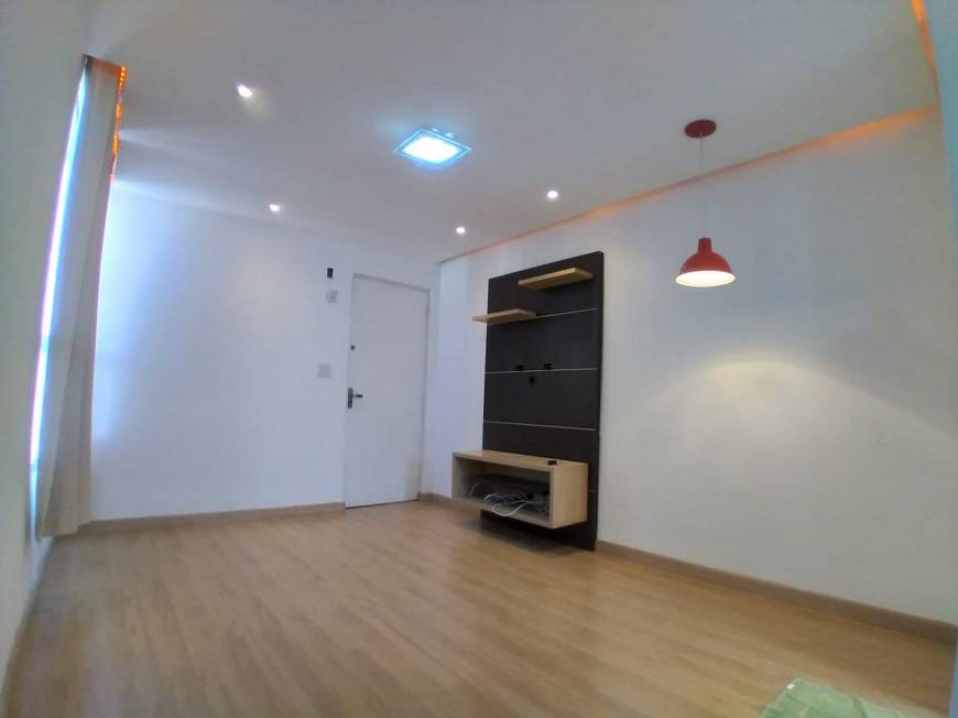 Foto 1 de Apartamento com 2 Quartos à venda, 47m² em Santíssimo, Rio de Janeiro