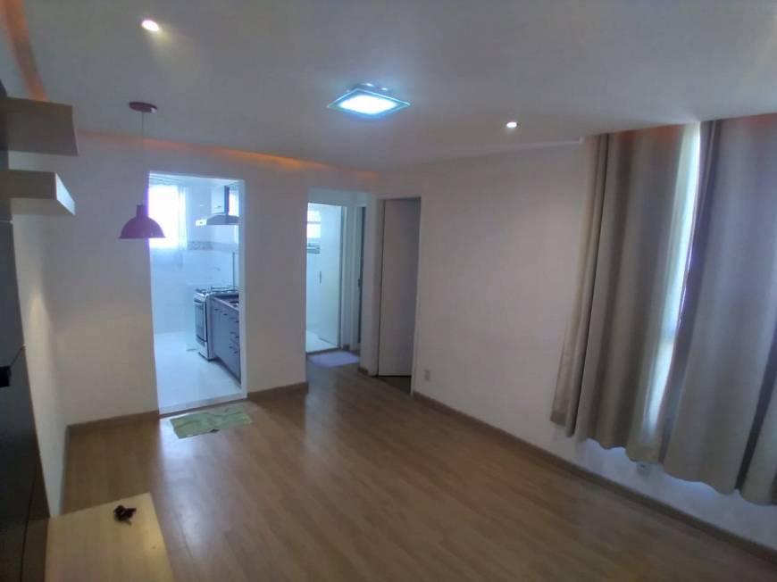 Foto 2 de Apartamento com 2 Quartos à venda, 47m² em Santíssimo, Rio de Janeiro
