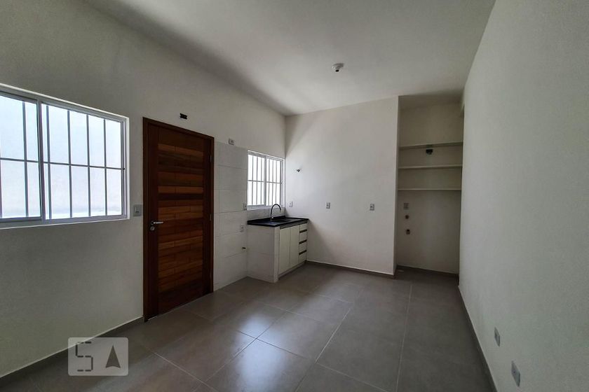 Foto 4 de Casa com 2 Quartos para alugar, 47m² em Vila das Mercês, São Paulo