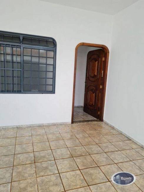 Foto 3 de Casa com 3 Quartos para alugar, 180m² em Nova Ribeirânia, Ribeirão Preto