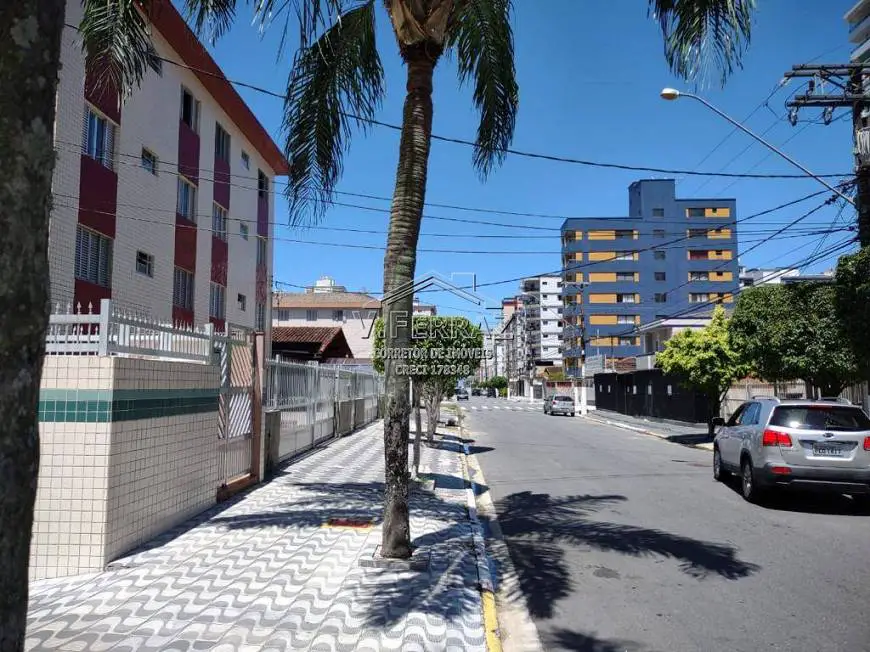 Foto 1 de Kitnet com 1 Quarto à venda, 32m² em Canto do Forte, Praia Grande
