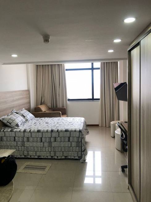 Foto 1 de Apartamento com 1 Quarto para alugar, 40m² em Vitória, Salvador
