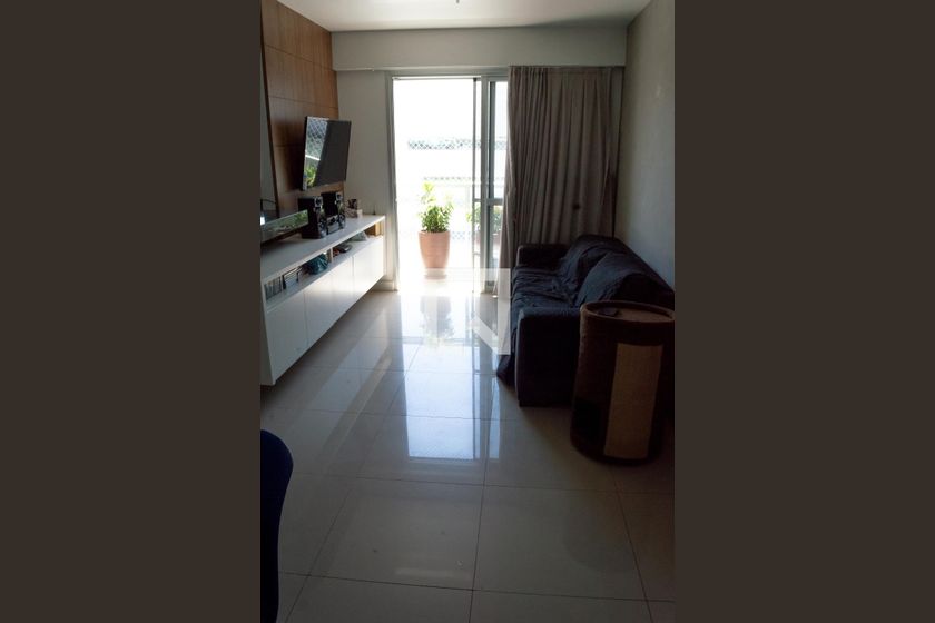 Foto 1 de Apartamento com 2 Quartos para alugar, 70m² em Barra da Tijuca, Rio de Janeiro