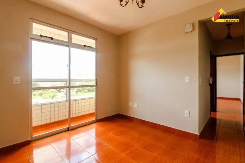 Foto 1 de Apartamento com 2 Quartos para alugar, 80m² em Catalão, Divinópolis