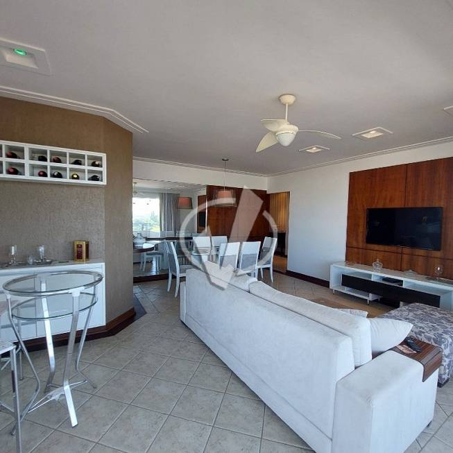 Foto 1 de Apartamento com 3 Quartos para alugar, 140m² em Centro, Pindamonhangaba