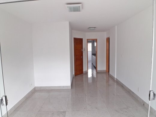 Foto 1 de Apartamento com 3 Quartos para alugar, 115m² em Funcionários, Belo Horizonte