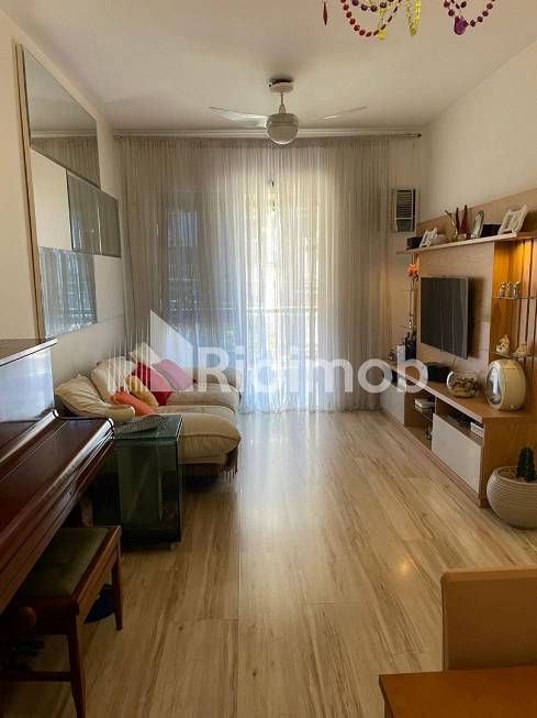Foto 1 de Apartamento com 3 Quartos à venda, 93m² em Olaria, Rio de Janeiro
