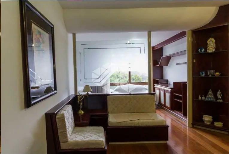 Foto 1 de Apartamento com 4 Quartos à venda, 145m² em Rio Branco, Porto Alegre