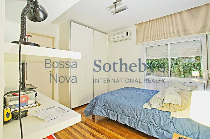 Foto 2 de Apartamento com 4 Quartos à venda, 333m² em Vila Progredior, São Paulo