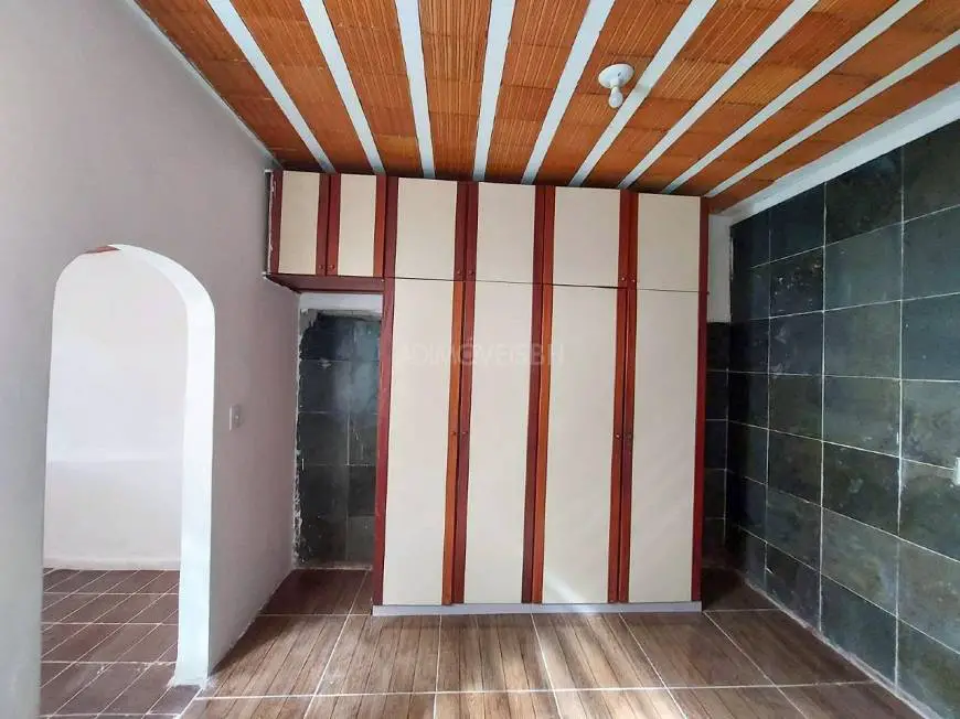 Foto 2 de Casa com 2 Quartos para alugar, 60m² em Paraíso, Belo Horizonte