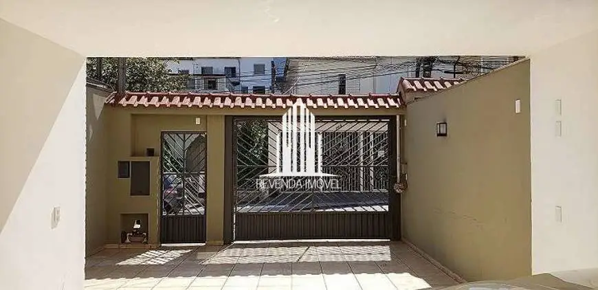 Foto 2 de Casa com 4 Quartos à venda, 210m² em Saúde, São Paulo