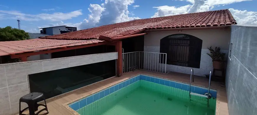 Foto 1 de Casa com 5 Quartos à venda, 360m² em Ilha dos Bentos, Vila Velha