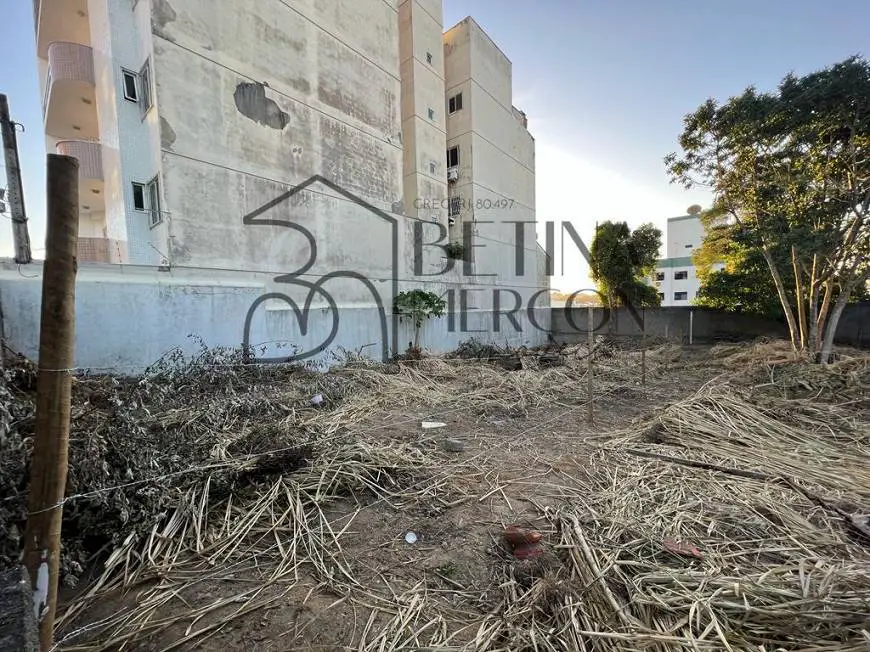 Foto 5 de Lote/Terreno à venda, 300m² em Riviera Fluminense, Macaé