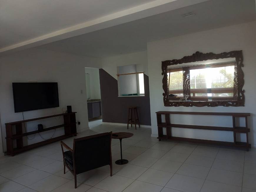 Foto 2 de Apartamento com 2 Quartos para alugar, 88m² em Candeal, Salvador
