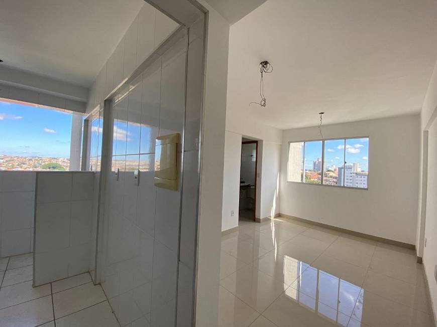 Foto 3 de Apartamento com 2 Quartos à venda, 66m² em Manacás, Belo Horizonte