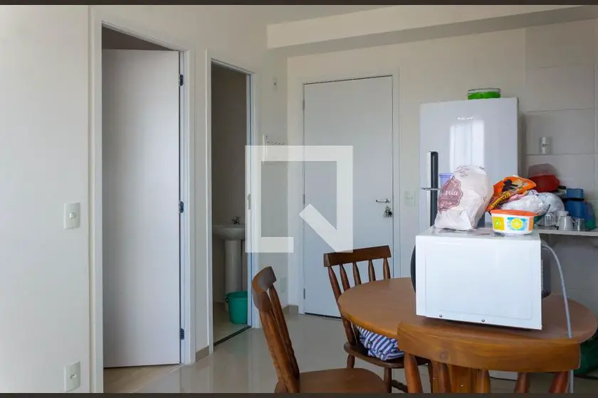 Foto 3 de Apartamento com 2 Quartos para alugar, 41m² em Veleiros, São Paulo