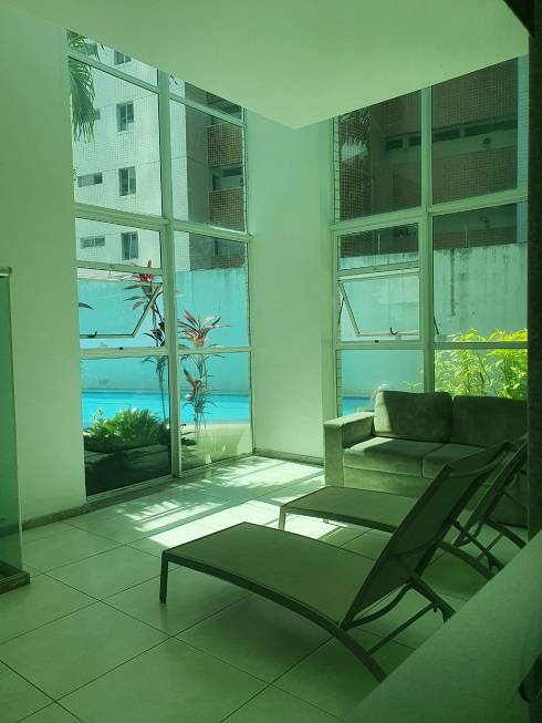 Foto 1 de Apartamento com 3 Quartos para alugar, 113m² em Espinheiro, Recife