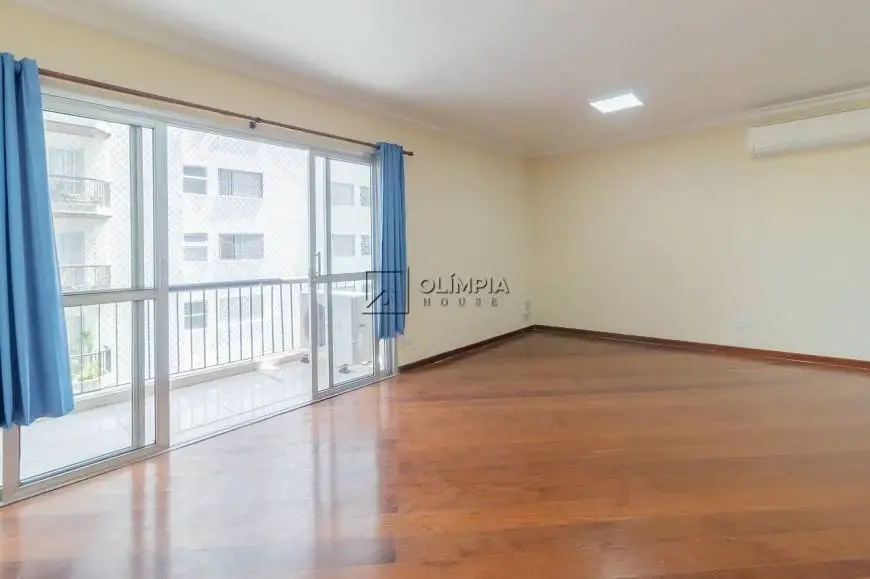 Foto 2 de Apartamento com 4 Quartos para alugar, 137m² em Vila Clementino, São Paulo
