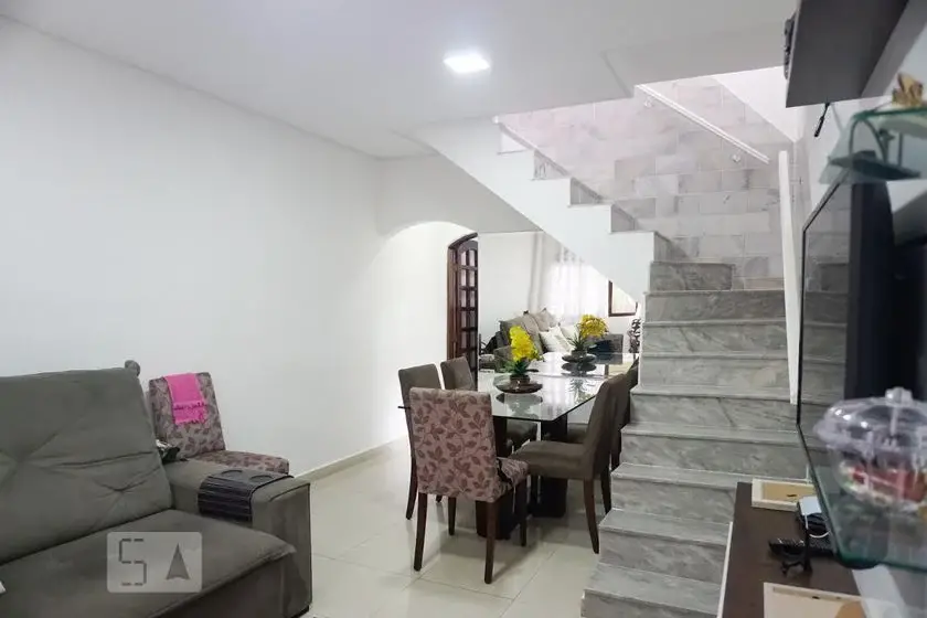 Foto 1 de Casa com 2 Quartos para alugar, 120m² em Ermelino Matarazzo, São Paulo