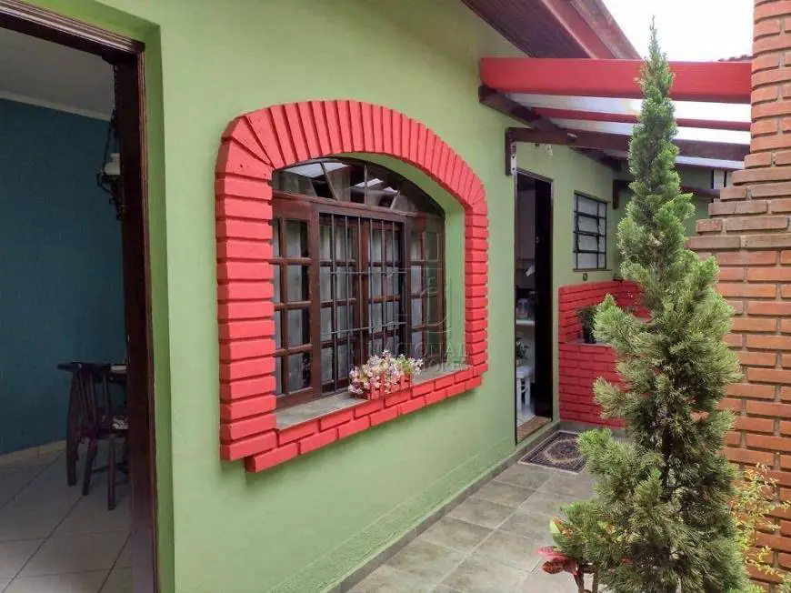 Foto 2 de Casa com 2 Quartos à venda, 118m² em Parque Jacatuba, Santo André