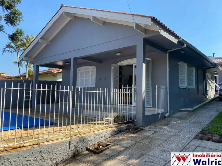 Foto 2 de Casa com 2 Quartos à venda, 160m² em Santa Lucia, Campo Bom