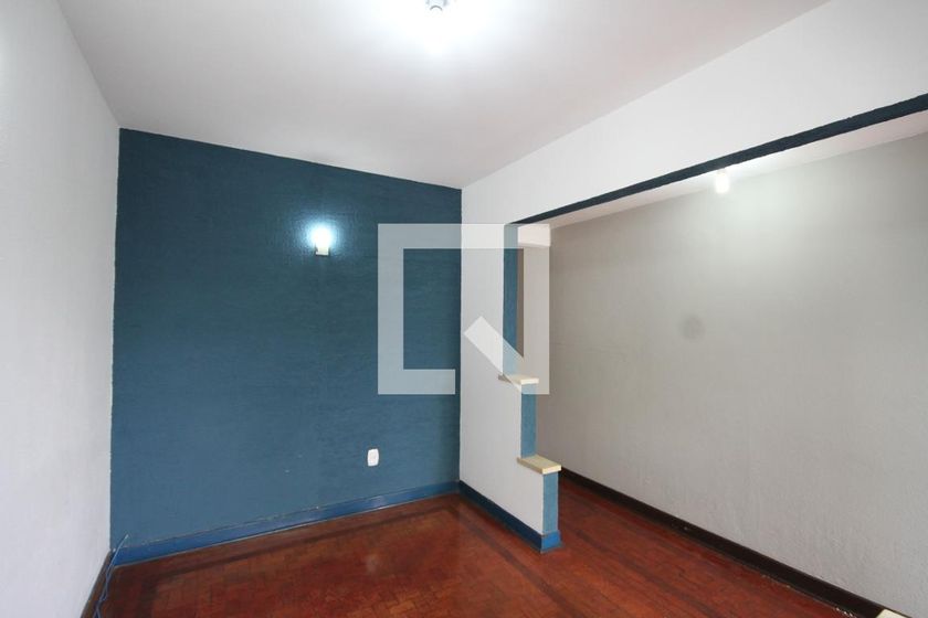 Foto 4 de Casa com 3 Quartos para alugar, 210m² em Cambuci, São Paulo